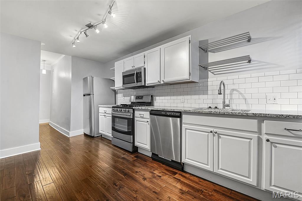 Lindells Add 02 - Residential Income