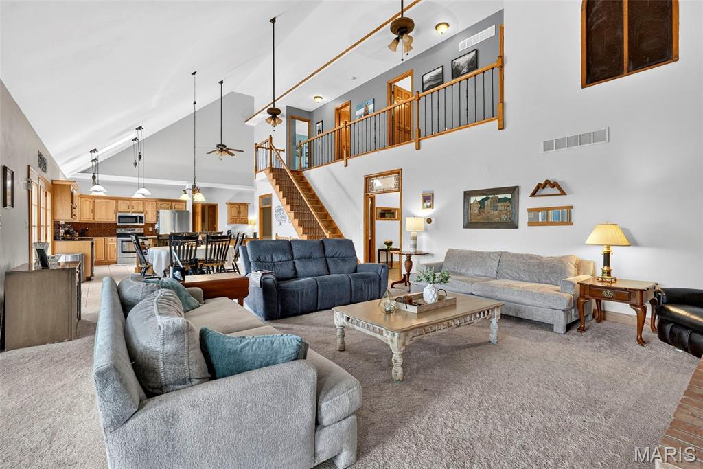 Hide-A-Way Acres 02 01 - Residential