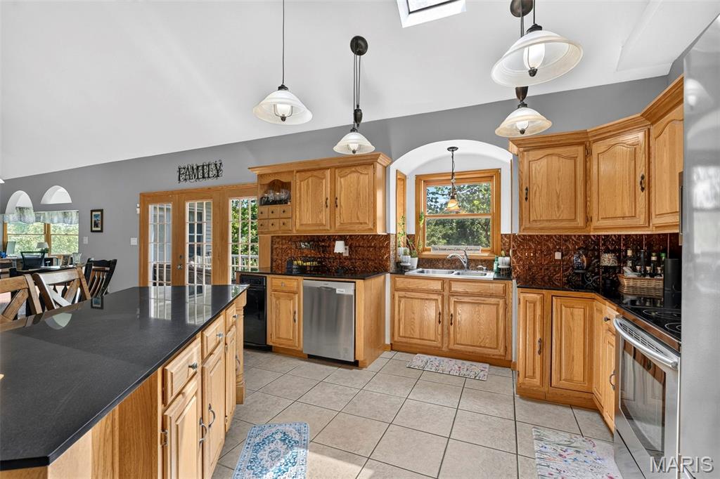 Hide-A-Way Acres 02 01 - Residential