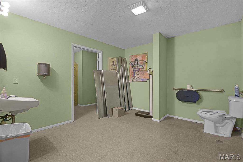 Granite City - Commercial Sale