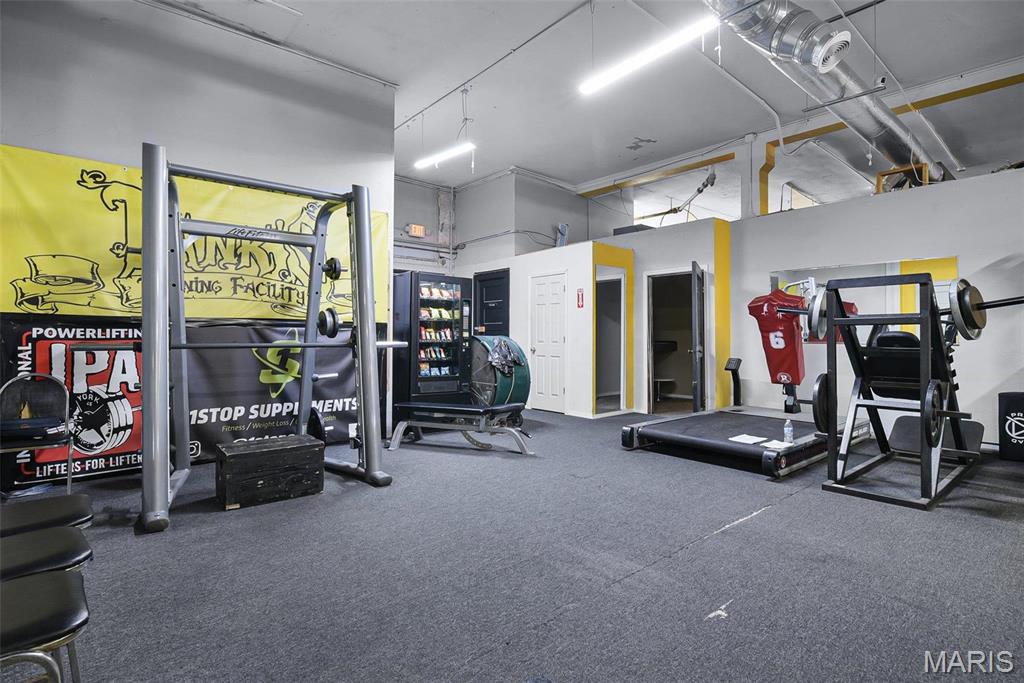 Granite City - Commercial Sale