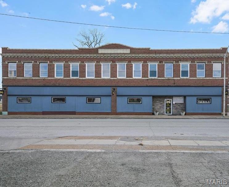 Granite City - Commercial Sale