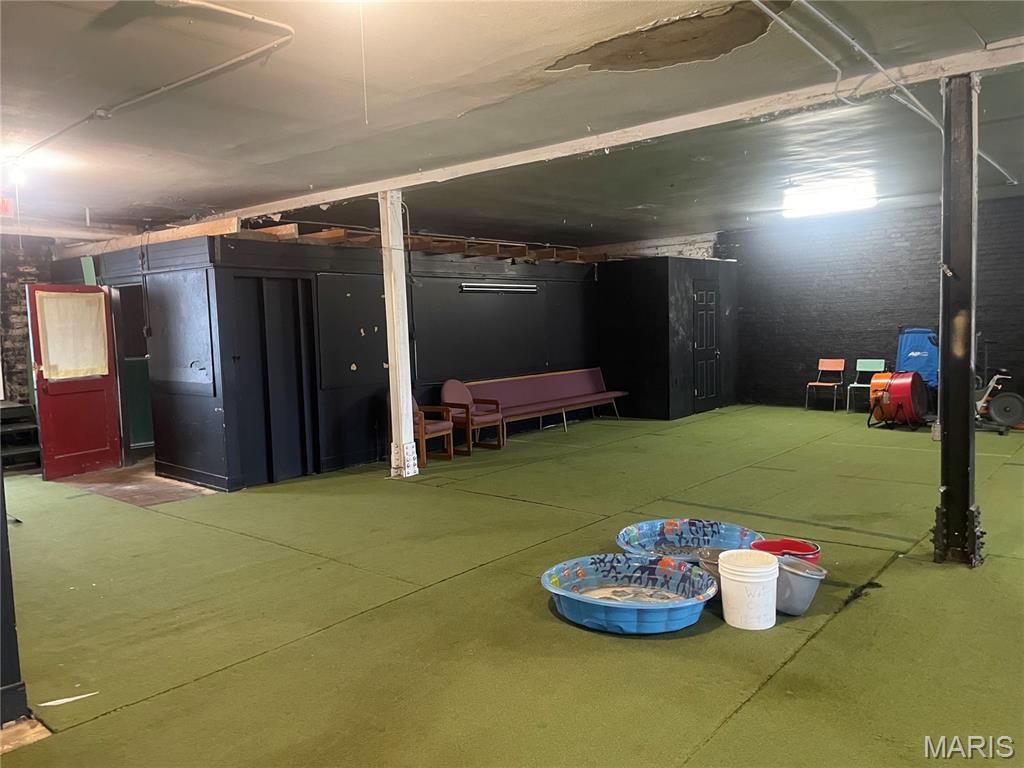 Granite City - Commercial Sale