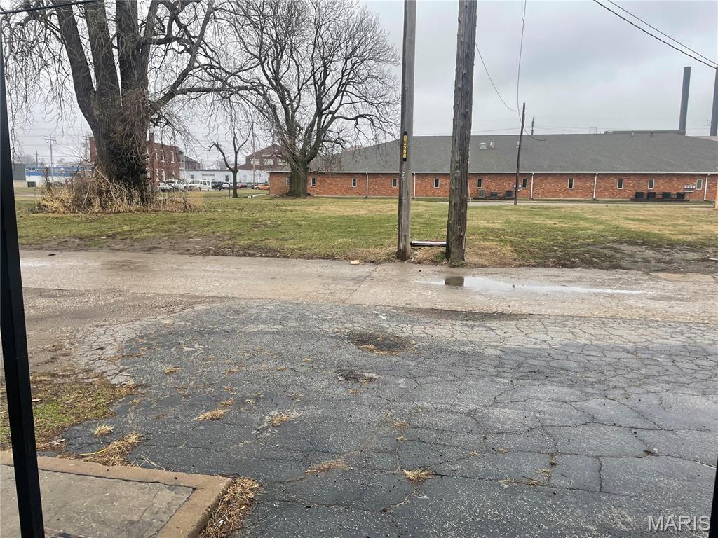 Granite City - Commercial Sale