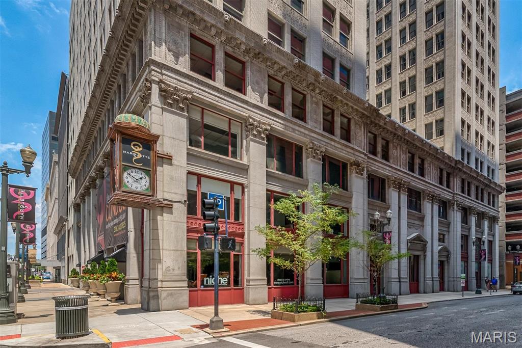Live in the fabulous Marquette building! This historic building is the crown jewel of downtown living and just blocks from Busch Stadium, the Arch & Washington St restaurants and activities. Luxuries include door attendant, Carerra marble lobby, rooftop pool w/ Arch views, BBQ terrace, dry cleaning service & more. You will never want to live anywhere else! Convenient to MetroLink & all downtown St. Louis has to offer. The Saarinen Model is the most elegant floor plan at the Marquette building. Beautiful hardwood floors lead you down the curving gallery lit entryway. An open concept living/dining/kitchen area is where you'll entertain your guests comfortably. This is an end unit with amazing views of the river & downtown. You’ll also love the beautiful granite counters, stainless steel appliances, & master bedroom suite with large walk- in closet. One covered garage pkg sp & storage are included. Application required for all adults, $55. Minimum requirements of Income at 3x lease rate monthly & 650 credit score. No subletting/AirBnB/VRBO.