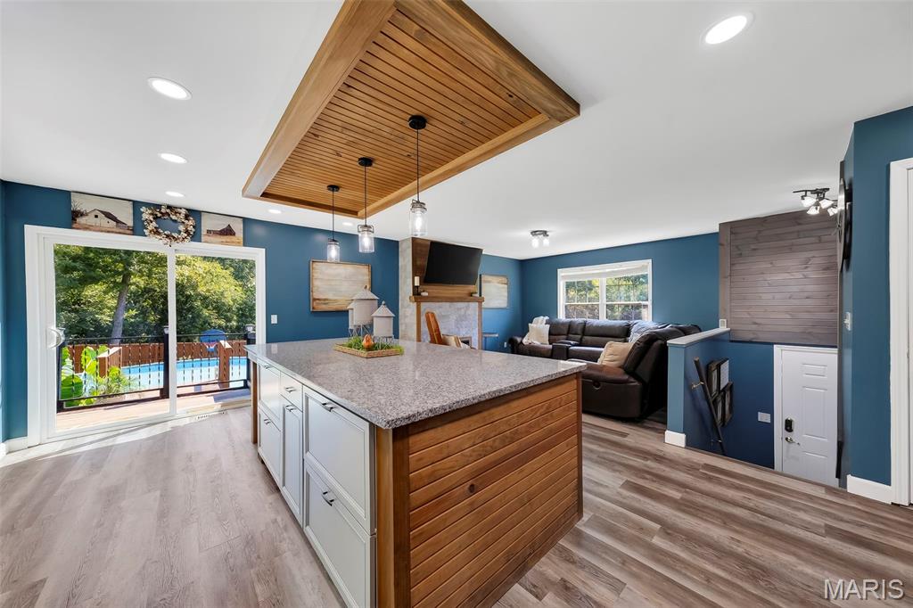 Lakeside Hills - Residential