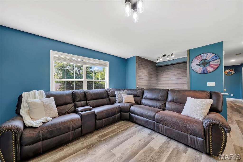Lakeside Hills - Residential