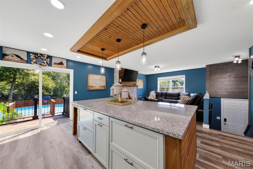 Lakeside Hills - Residential