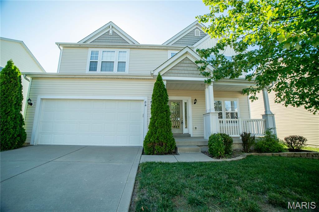 A very convenient location. Newer large home with large 4 bedrooms and a loft and 4 baths. Updated kitchen with some appliances. Main floor laundrey. Full basement and a large two car garage. Owner is looking for good tenants and a long term lease.