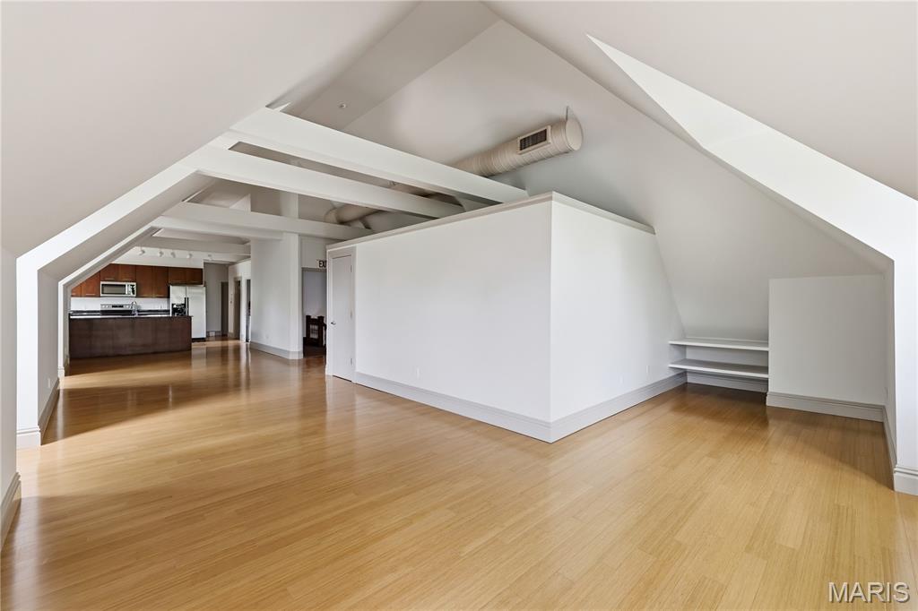 Central West End - Commercial Sale