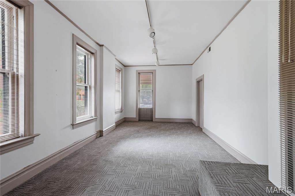 Central West End - Commercial Sale