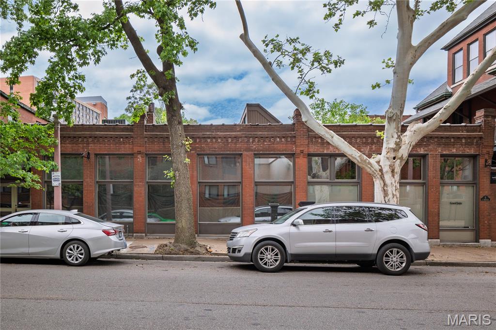 Central West End - Commercial Sale