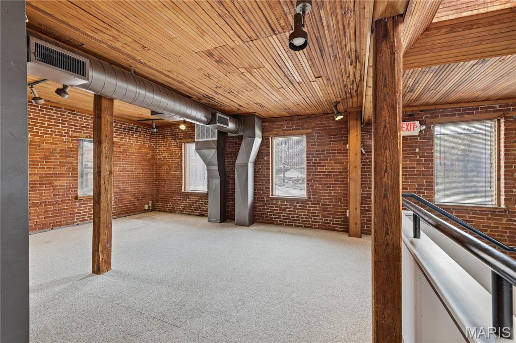 Central West End - Commercial Sale