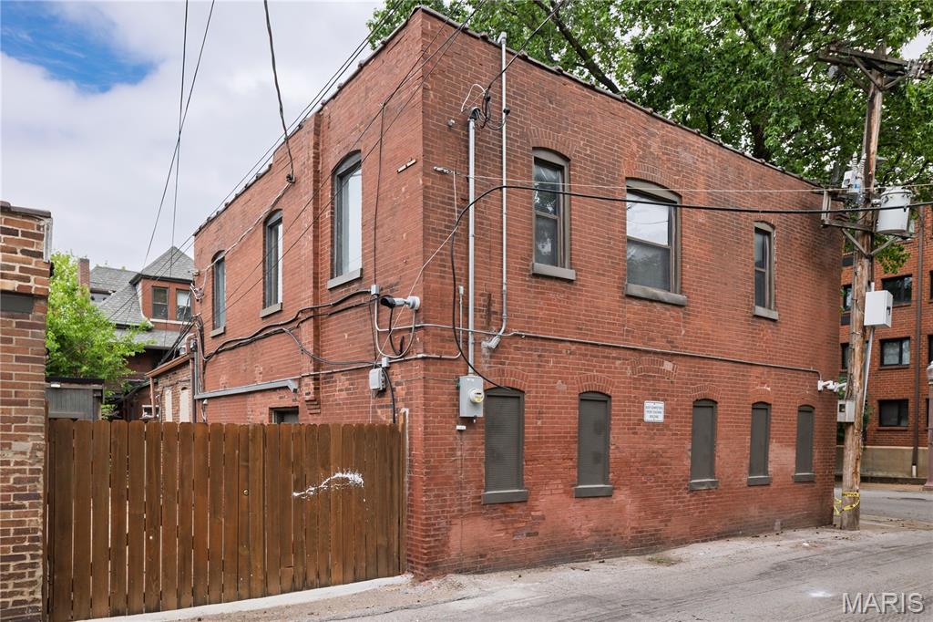 Central West End - Commercial Sale