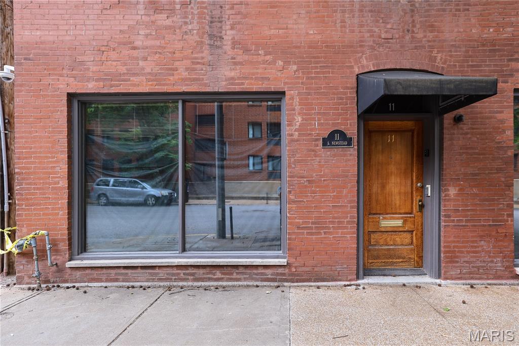 Central West End - Commercial Sale