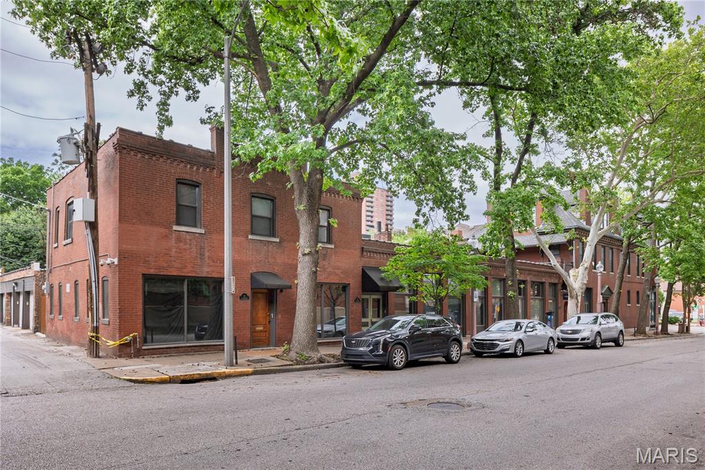 Central West End - Commercial Sale
