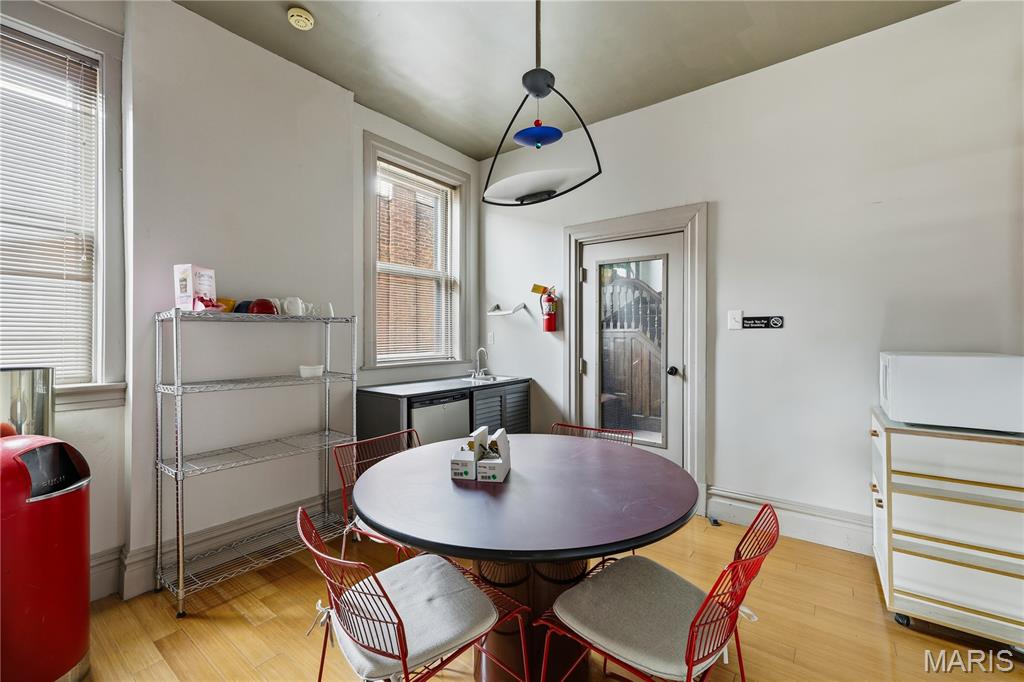 Central West End - Commercial Sale