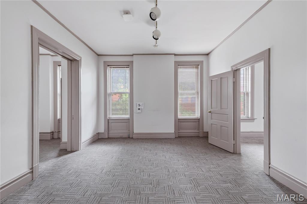 Central West End - Commercial Sale