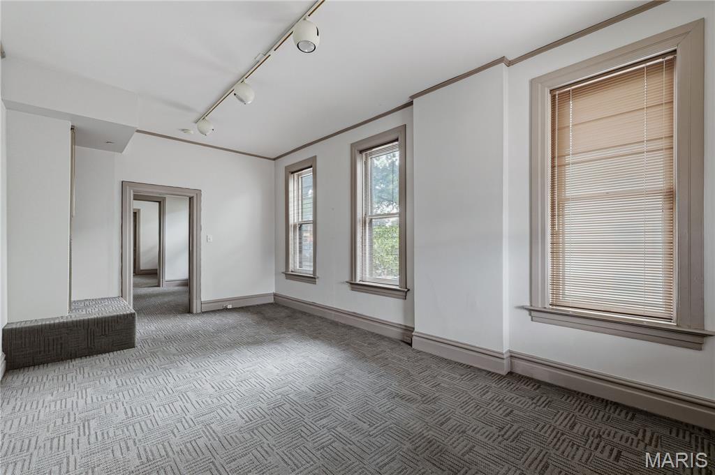 Central West End - Commercial Sale