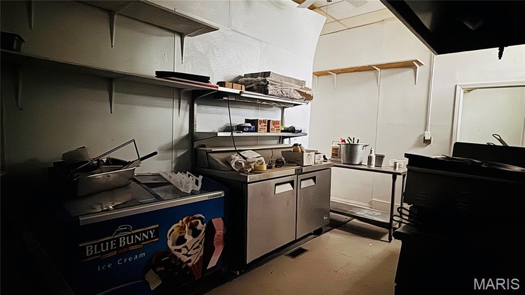 Benton Add - Commercial Sale