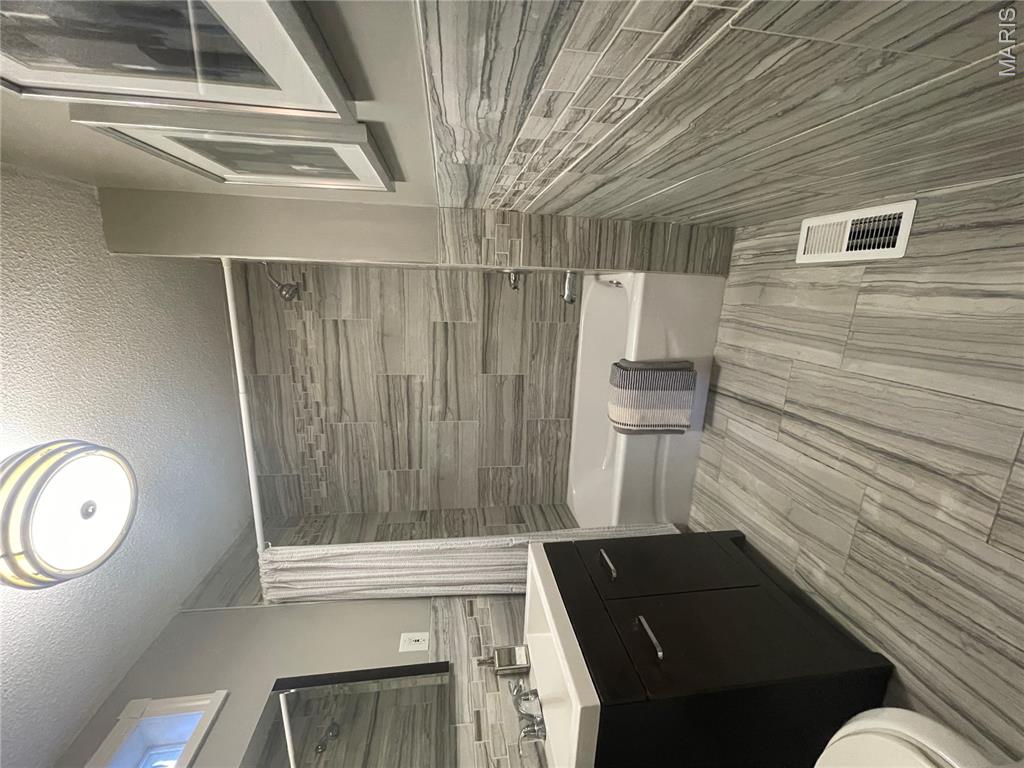 Benton Add - Commercial Sale