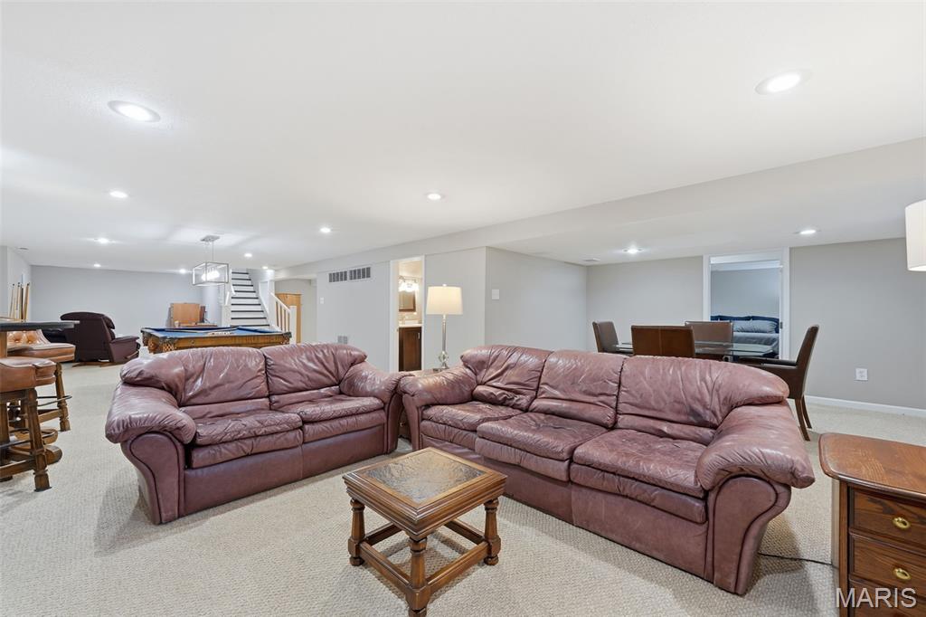 Creve Coeur Place 2 - Residential