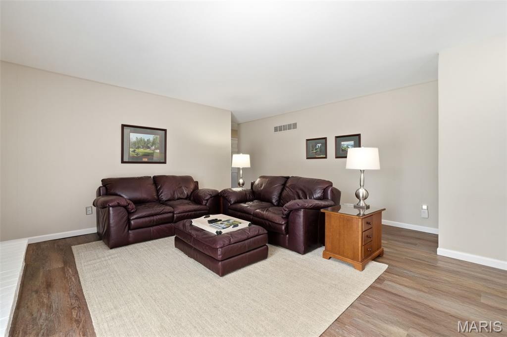 Creve Coeur Place 2 - Residential