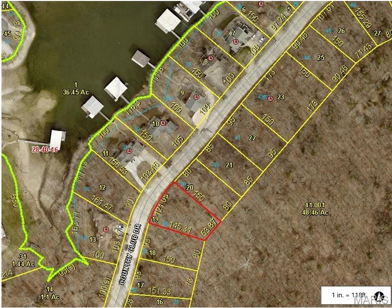 Build Your Dream Home in the Village of Four Seasons! Embrace the ultimate lake area lifestyle with this
beautiful, wooded residential lot nestled in the highly sought-after Village of Four Seasons. Offering a perfect
blend of privacy and natural beauty, this pristine parcel features mature trees and a gentle topography, making
it the ideal canvas for your custom dream home or vacation getaway. Unmatched Community Amenities
Include) Pools & Recreation: Access to multiple community swimming pools, playgrounds, and clean interior
lakes. Lake Access: Boat launch ramps and community docks just minutes away. Active Living: Tennis courts,
pickleball courts, and fitness facilities. World-Class Golf: Proximity to premier championship golf courses,
including The Cove and The Ridge. Peace of Mind: Enjoy 24/7 community security and well-maintained paved
roads.Conveniently located just a short drive from Osage Beach dining, shopping, and entertainment, this lot
offers the quiet sanctuary you want with the resort-style amenities you deserve. Don't wait to start living the
lake life—secure your piece of Horseshoe Bend today!