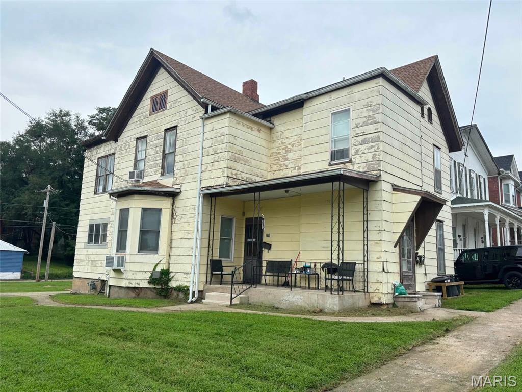 Look beyond the exterior, the inside of this building is the real treasure! This building features THREE UNITS, each with two bedrooms and one bathroom. The downstairs unit comes with a garage. The inside of the building has been kept in exceptional condition - you have to see it to believe it! Schedule your showing today!