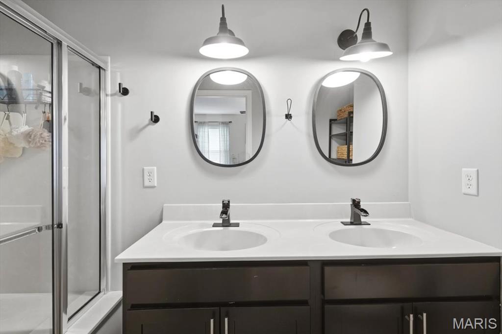 Arbors Of Rockwood One The - Residential