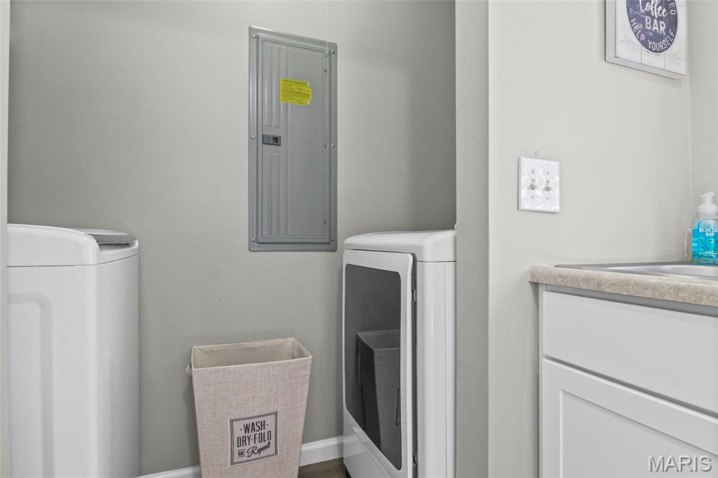 Ashton Place Condo - Residential