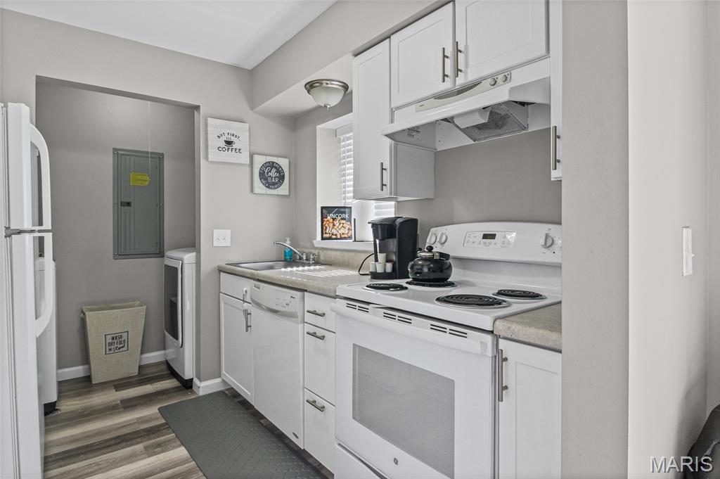 Ashton Place Condo - Residential