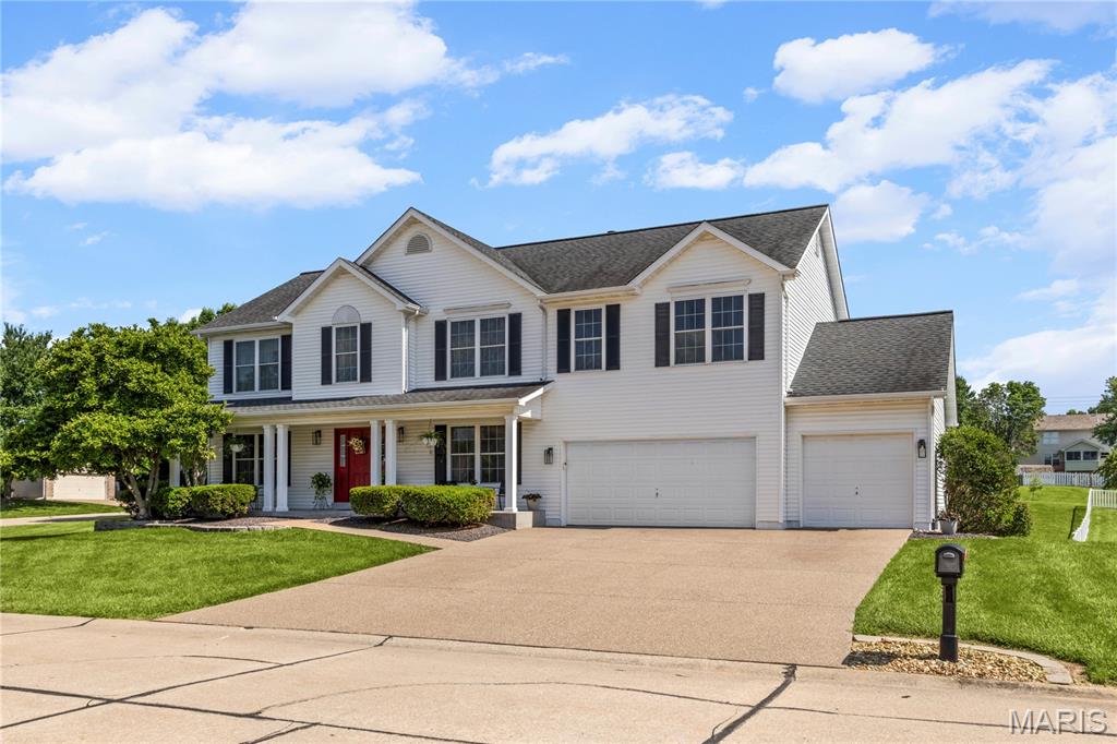 Country Crossing Manor #2 - Residential