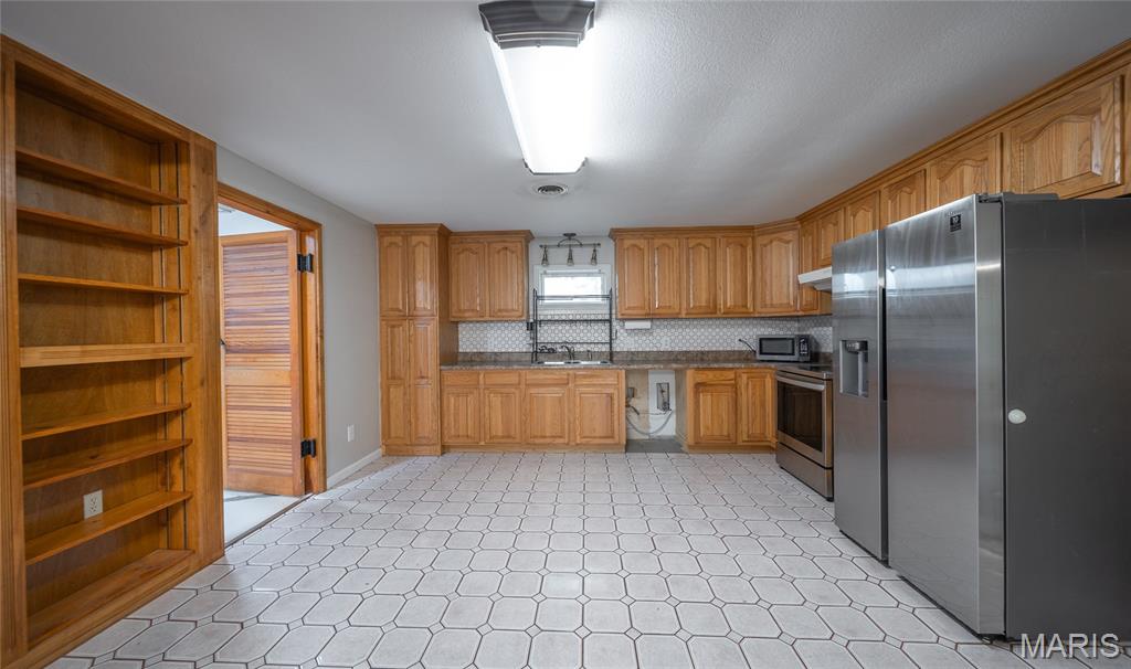 Twin Oaks - Residential
