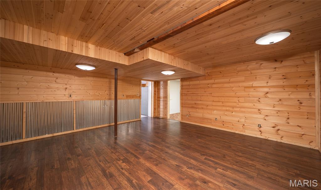 Twin Oaks - Residential