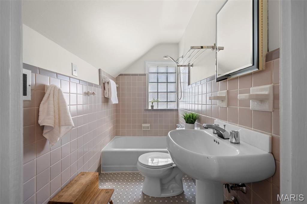 Tesla Place Resub - Residential