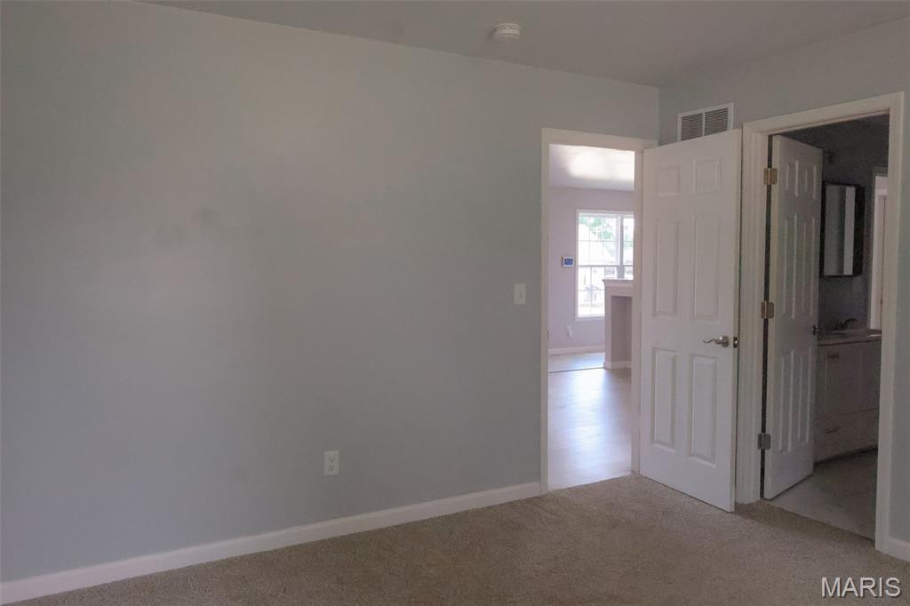 Crystal City - Residential Lease