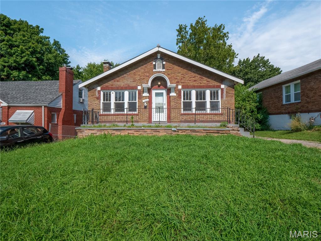 Turnkey Investment Opportunity. Recently renovated 3 bedroom, 2.5 bath all-brick bungalow with over 1,500 sq ft of living space. This property is rent-ready and requires minimal upkeep, making it an excellent addition to any portfolio. The functional layout, durable finishes, and recent updates appeal to long-term tenants while reducing maintenance costs for owners. Conveniently located near major roads and highways, this home offers strong rental potential and consistent demand. Whether you’re looking to add cash flow or a solid hold to your portfolio, this property checks all the boxes. Home to be sold as-is and was previously used as a rental for $1395 per month.
