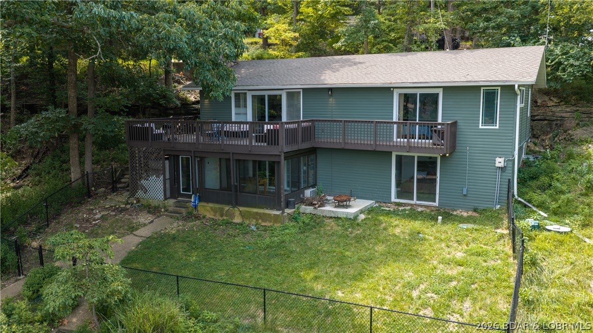 Leos - Residential