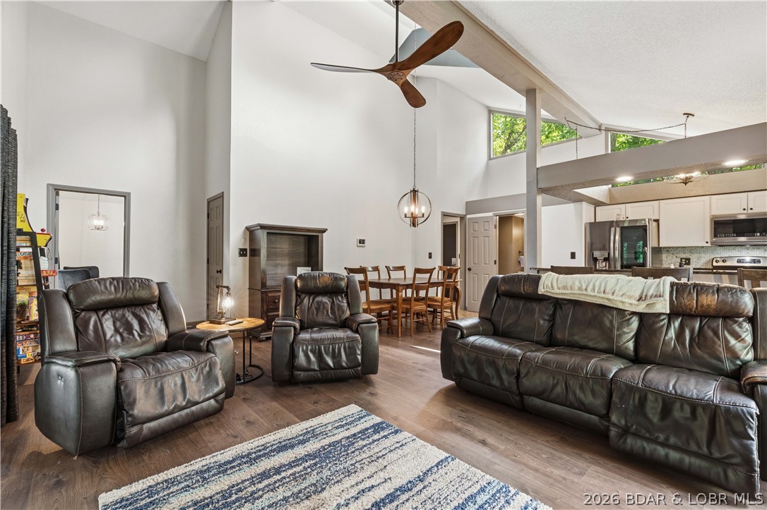 Tan-Tar-A Estates - Residential