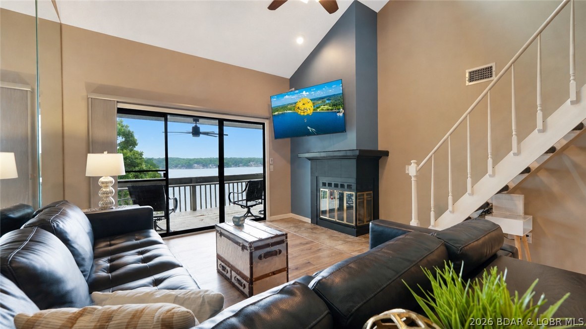 Pelican Bay Condominium - Residential