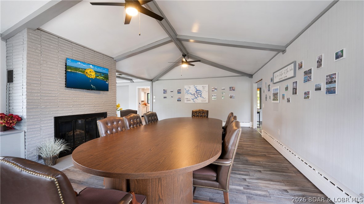 Pelican Bay Condominium - Residential