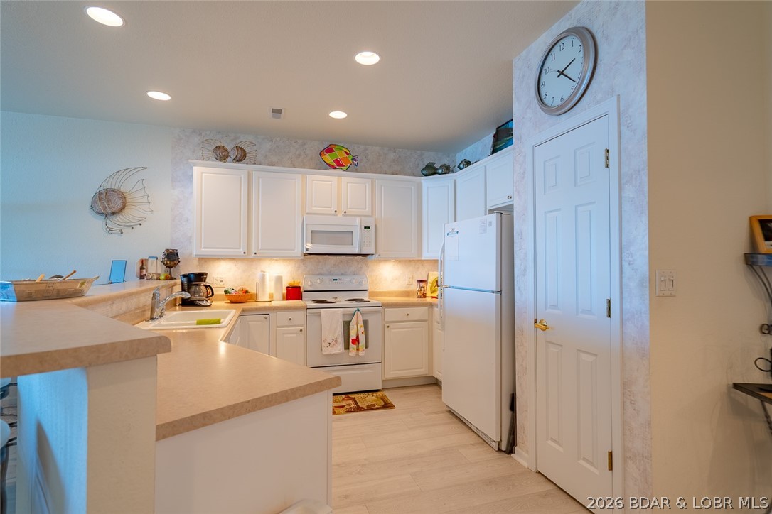 Fountainview Landing, A Condo - Residential