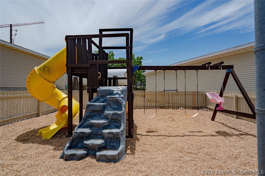 Fountainview Landing, A Condo - Residential