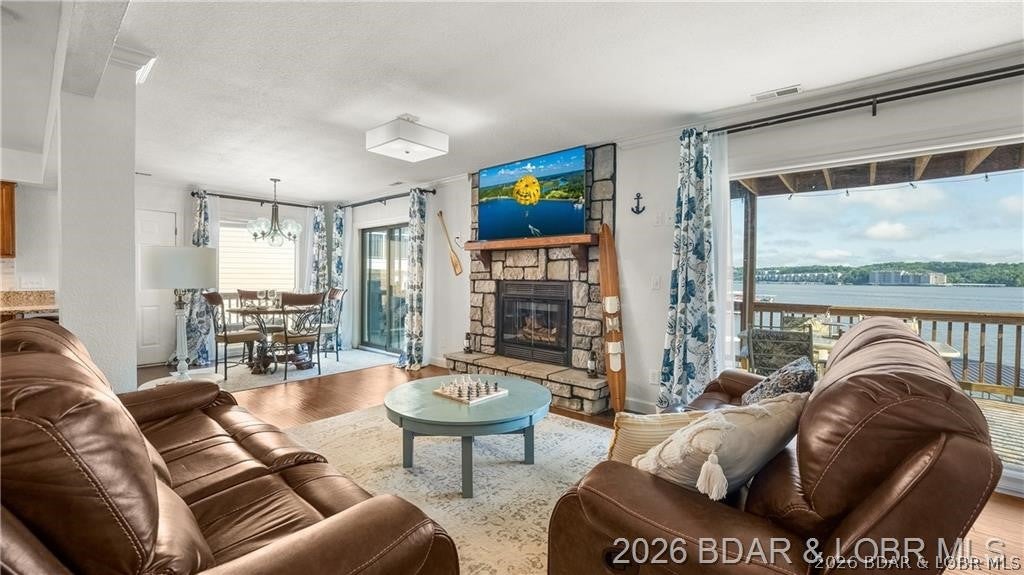 Harbor One - Residential