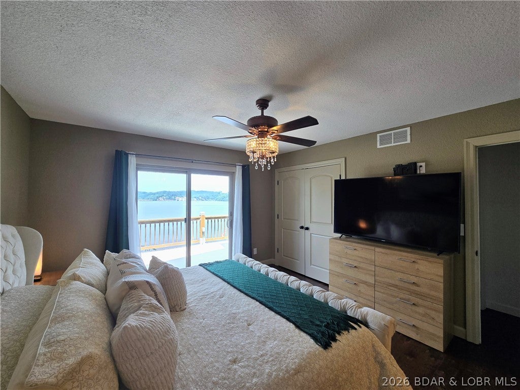 Harbor One - Residential