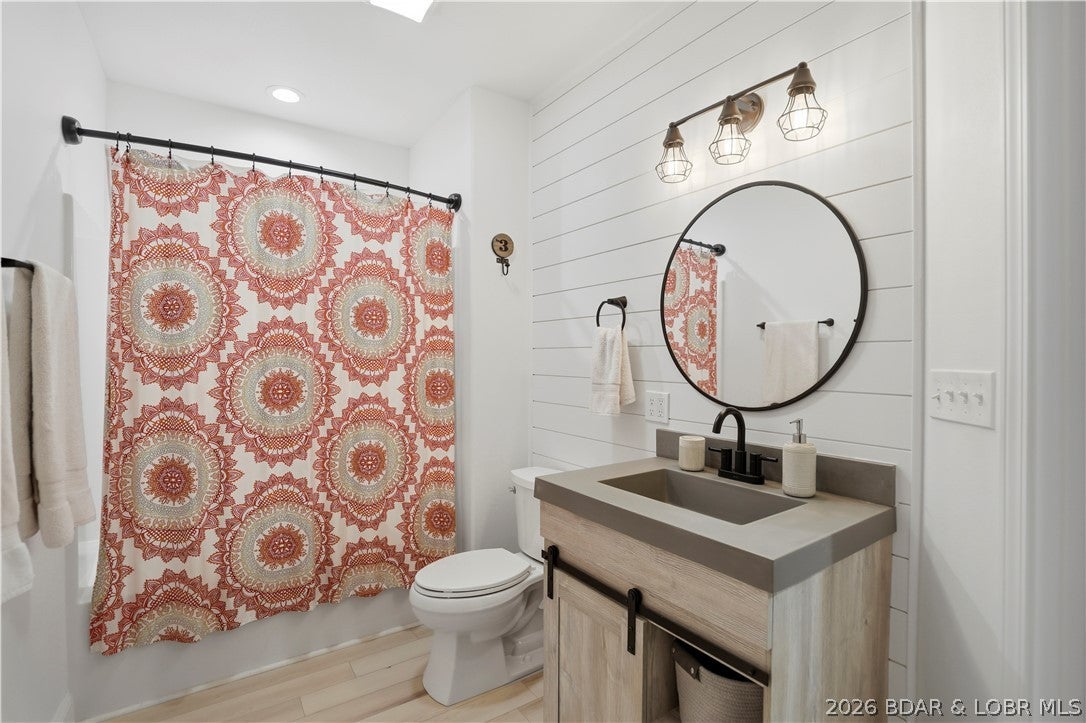 Beacon Pointe - Residential