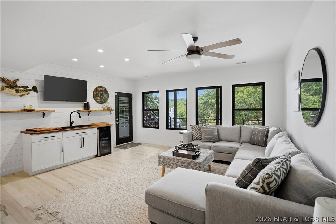 Beacon Pointe - Residential