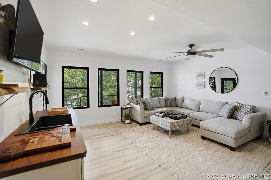 Beacon Pointe - Residential