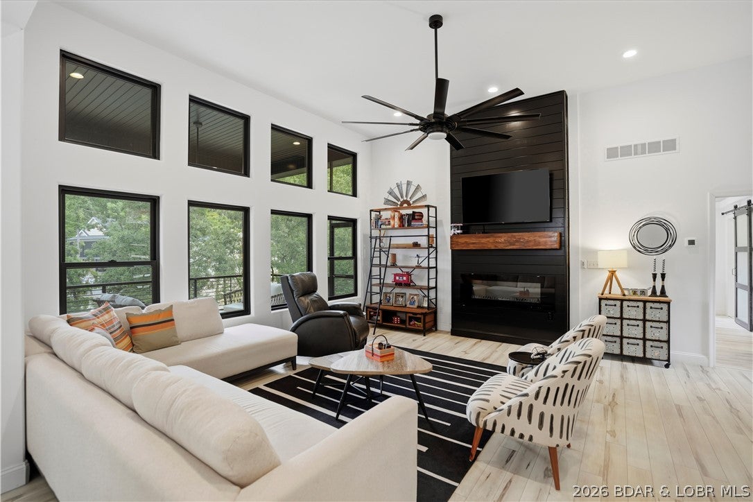Beacon Pointe - Residential